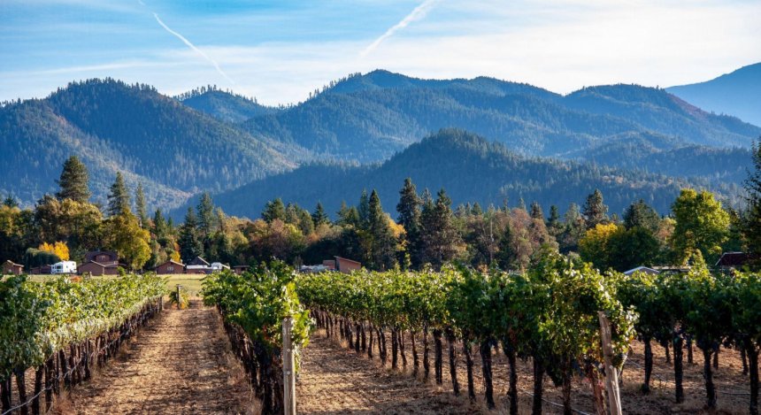 6 Benefits of Luxury Mountain Living in Southern Oregon